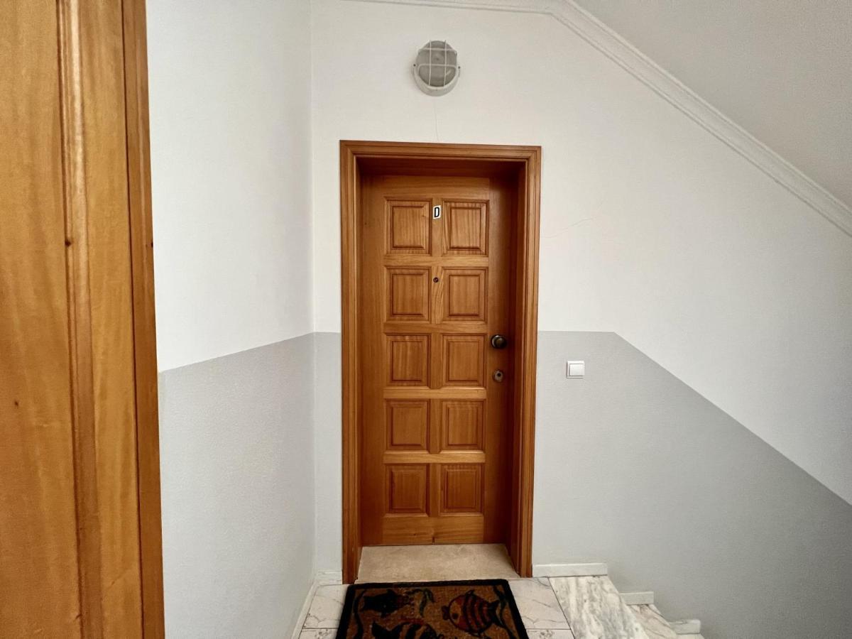 Apartamento Quarteira Elegant With Pool By Homing Exterior foto